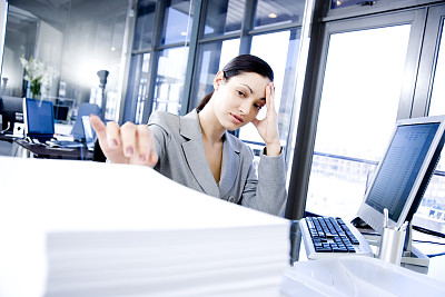 如何判斷是否存在勞動(dòng)關(guān)系？